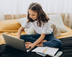 Writers Monday 11am (age guide 12 - 16)